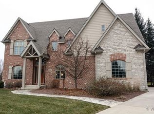 3045 Bella Ct, Lisle, IL 60532