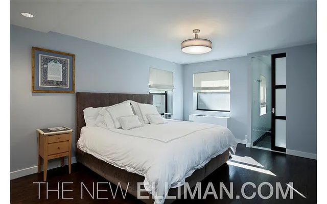 Sold by Douglas Elliman | media 16