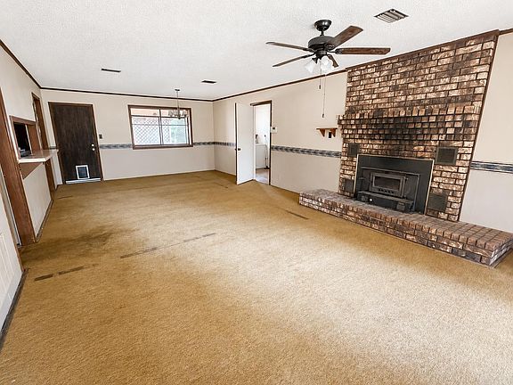 4th image of 202 Huntington Pl