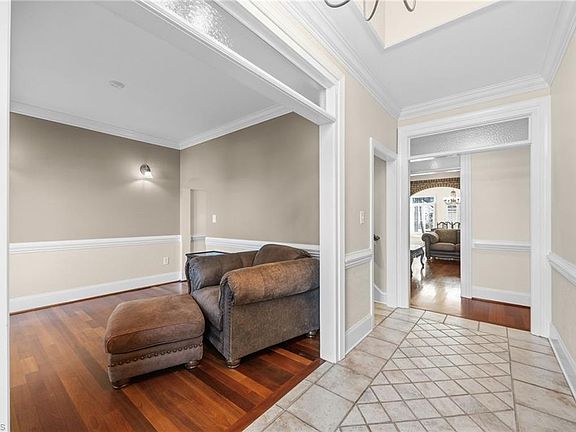 4th image of 3340 Waterford Pl