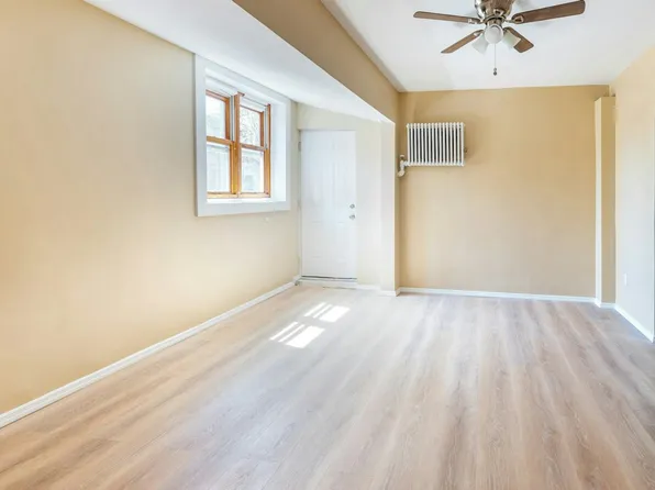 121 72nd Street image 1 of 4