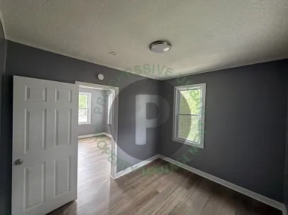 4144 Hyde Ave — Photo 11