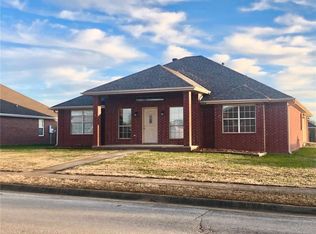 711 Herron St, Prairie Grove, AR 72753