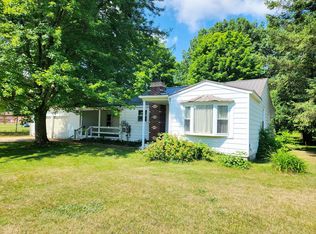 9669 N Nevins Rd, Six Lakes, MI 48886