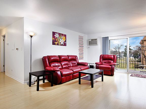 4th image of 1045 Higgins Quarters Dr APT 202