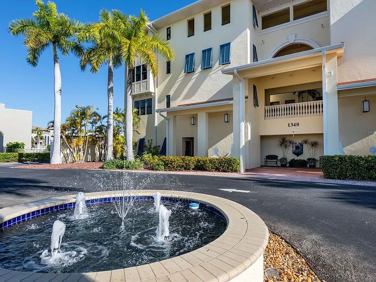 1340 Rock Dove Ct #144 — Photo 46