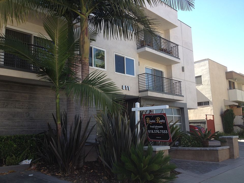 1st image of 811 S Bedford St APT 201