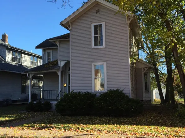 1545 D Ave NE, Cedar Rapids, IA 52402