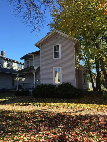 1545 D Ave NE Photo 1