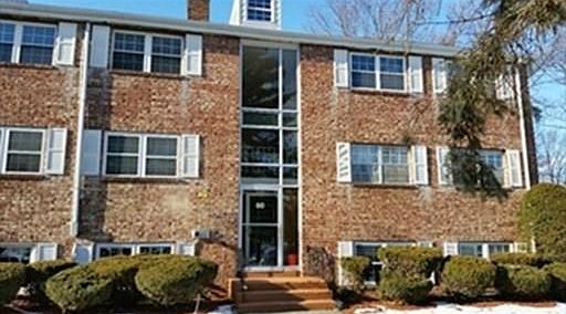2nd image of 16 Edgelawn Ave APT 1