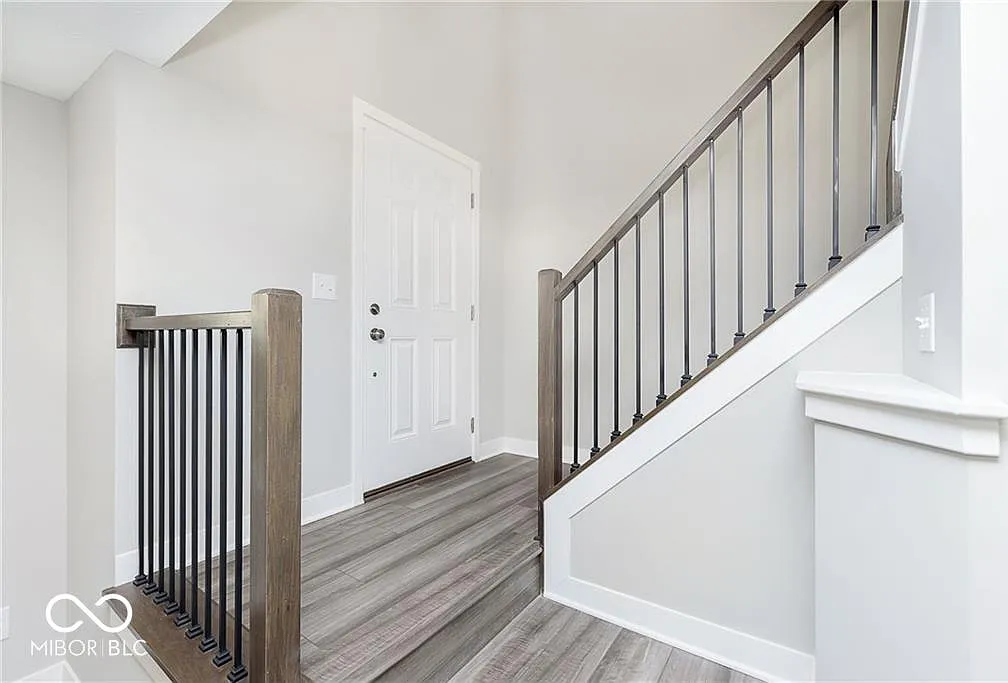 3 bed, 4.0 bath, 1785 sqft, $2,900 — Photo 3