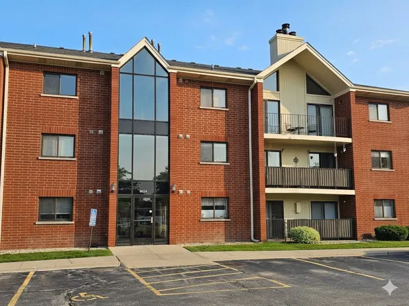 6624 Martin France Cir APT 3B, Tinley Park, IL 60477