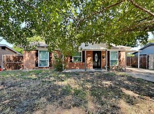 605 Grande Dr, Mesquite, TX 75149