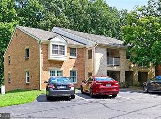5821 Cove Landing Rd APT 101, Burke, VA 22015
