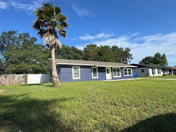 2nd image of 545 Oak Dr