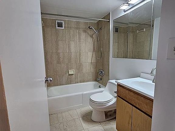 4th image of 2287 Johnson Ave APT 14C