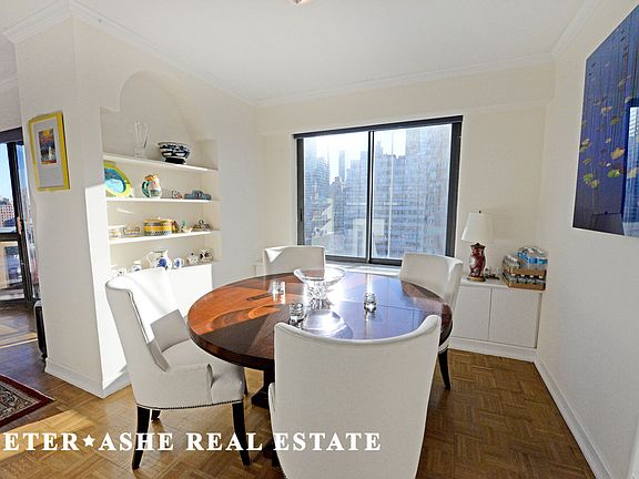 3rd image of 200 E 61st St APT 16G