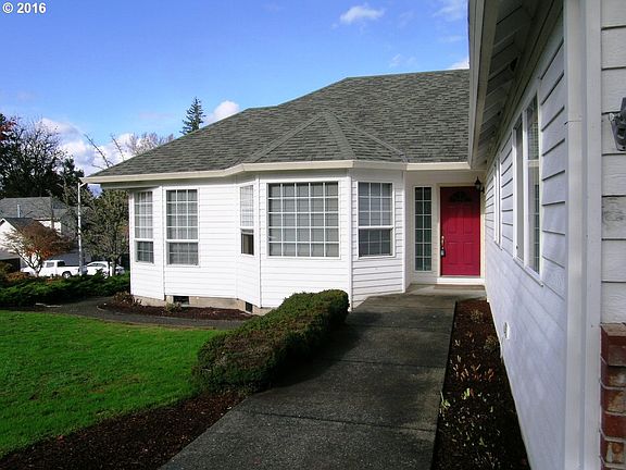 3rd image of 13604 Kestrel Ct