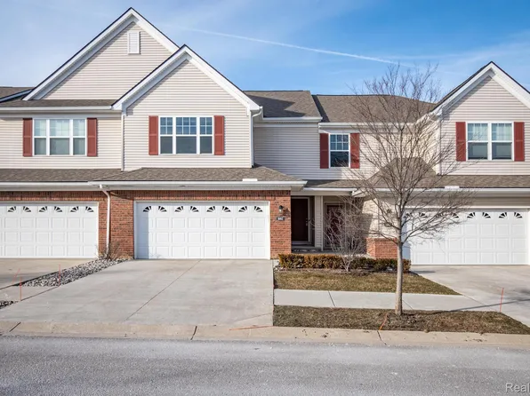 9993 Ridge Run St, Howell, MI 48855