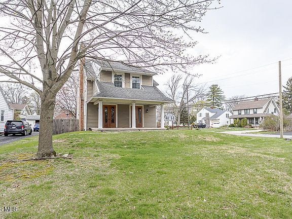 2nd image of 3402 Beverly Dr