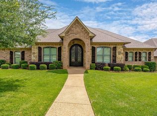 1624 Olympic Dr, Longview, TX 75605