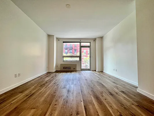 Rented by Oxford Property Group | media 28