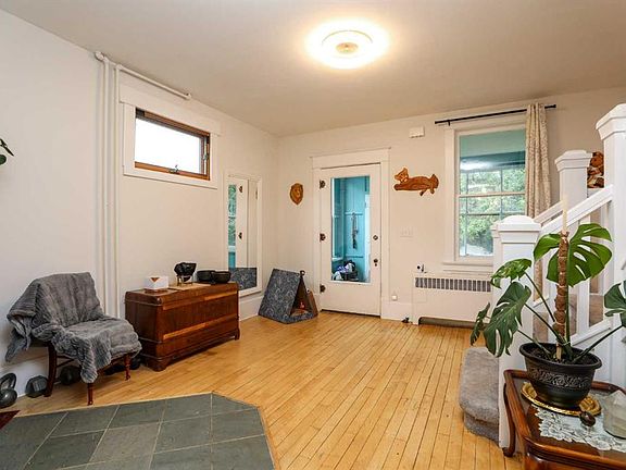 4th image of 677 S Frederick St