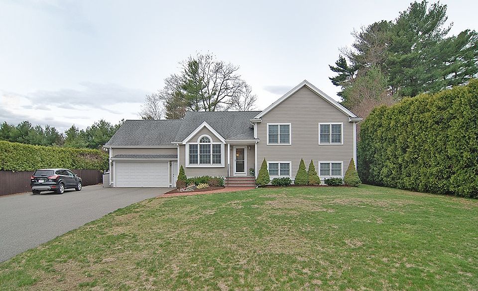 1st image of 40 Drinkwater Ave