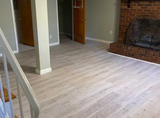 2557 Glenmary Ave APT 8, Louisville, KY 40204