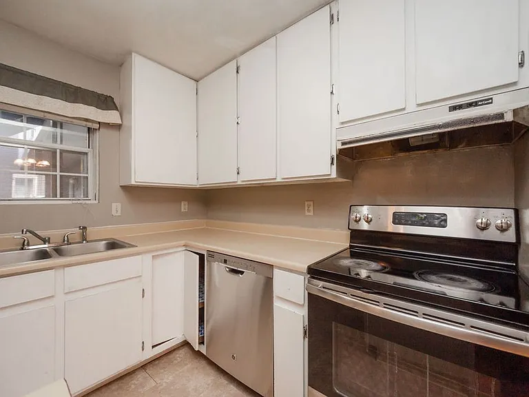 720 City Park Ave #D415 — Photo 11