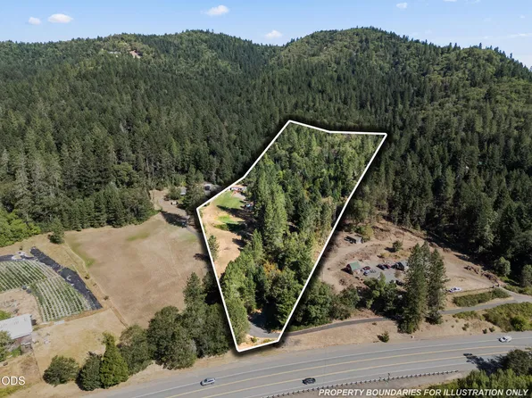 6918 Redwood Hwy, Grants Pass, OR 97527