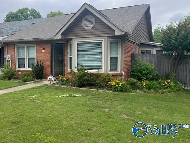 1st image of 400 Bromwich St SW