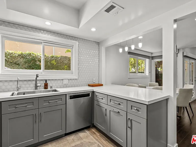 2909 Arizona Ave #15 — Photo 15