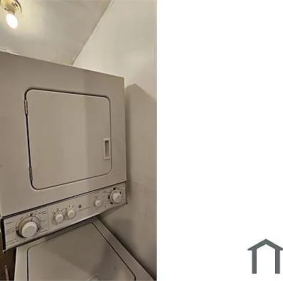 2239 Prout St SE — Photo 12