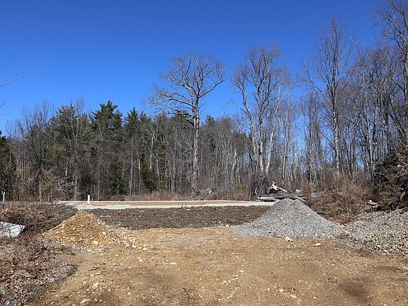 2nd image of 148 Flaherty Rd