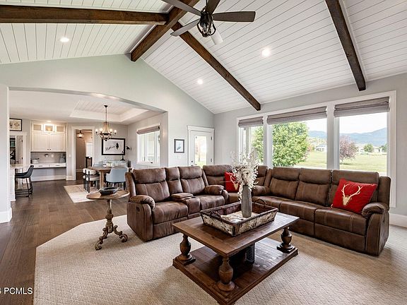 3rd image of 900 S Price Farm Ct