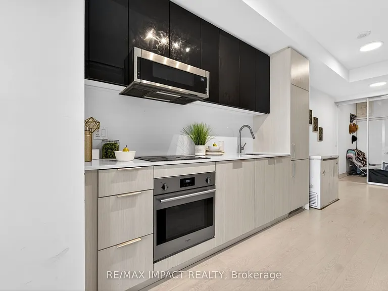 308 Jarvis St #813 — Photo 16