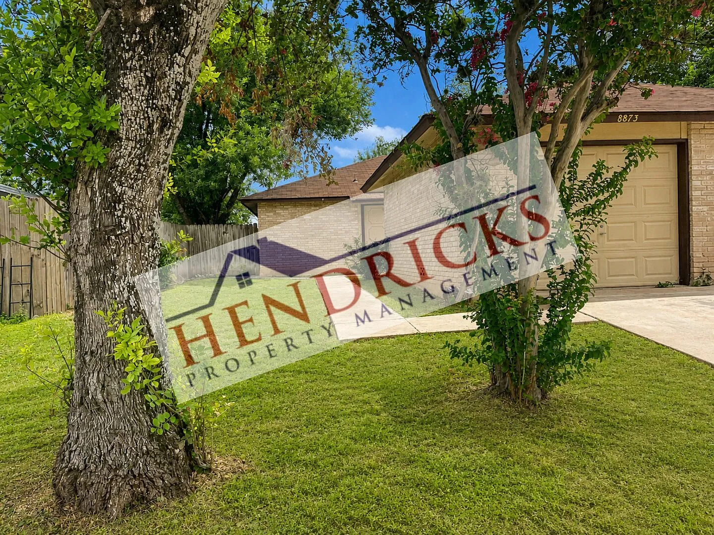 8873 Meadow Trace, San Antonio, TX 78250 | Duplex for Rent — Photo 2