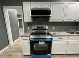 18 Loreto St #2A, Providence, RI 02904