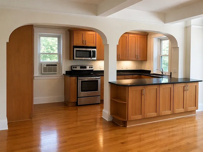 1080 Beacon St #3C — Photo 6