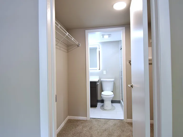 Woodland Reserve Apartments — Photo 67