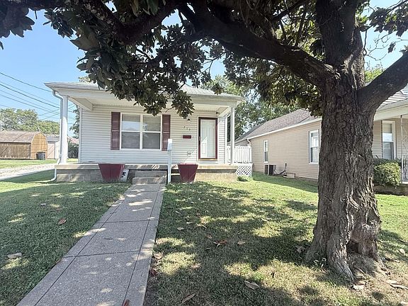 2nd image of 715 3rd St