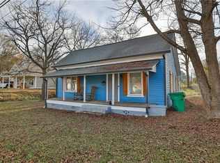 44 Barber St, Commerce, GA 30529