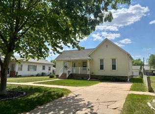 506 S Chicago Ave, Hastings, NE 68901