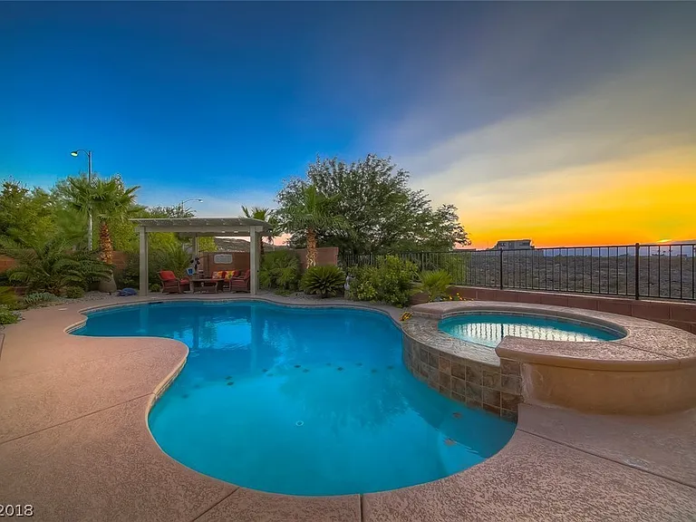 1160 Palmetto Bay Dr — Photo 7