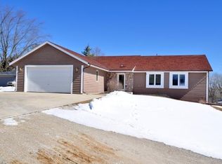 7058 N Lannon Rd, Lannon, WI 53046