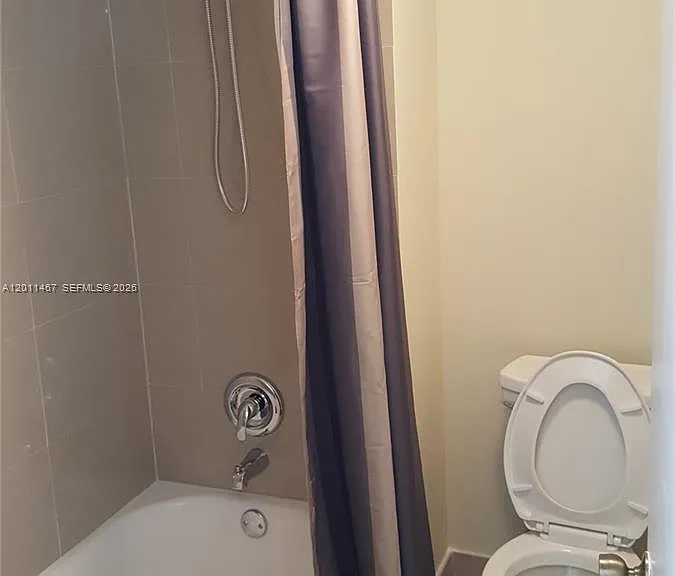 213 Lakeview Dr #201 — Photo 12