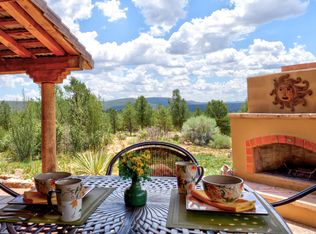 34680 W Peacehaven Ln, Seligman, AZ 86337