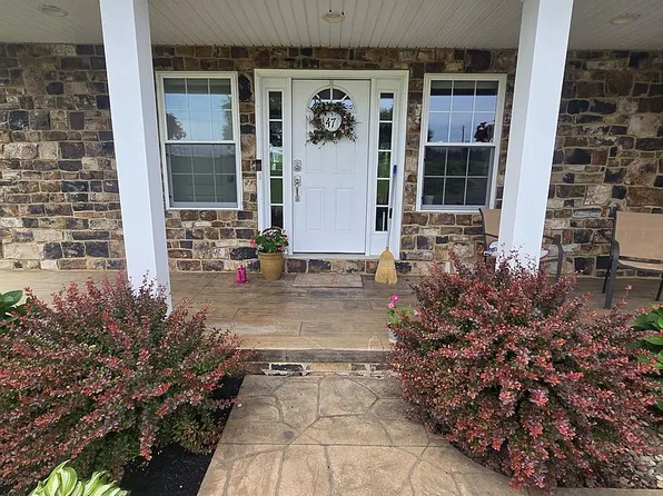 47 Glover Hill Rd, Mifflinburg, PA 17844