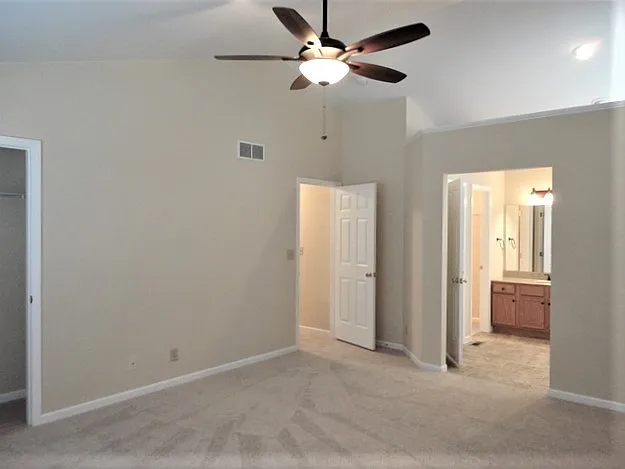 10529 Williamswoods Dr — Photo 11